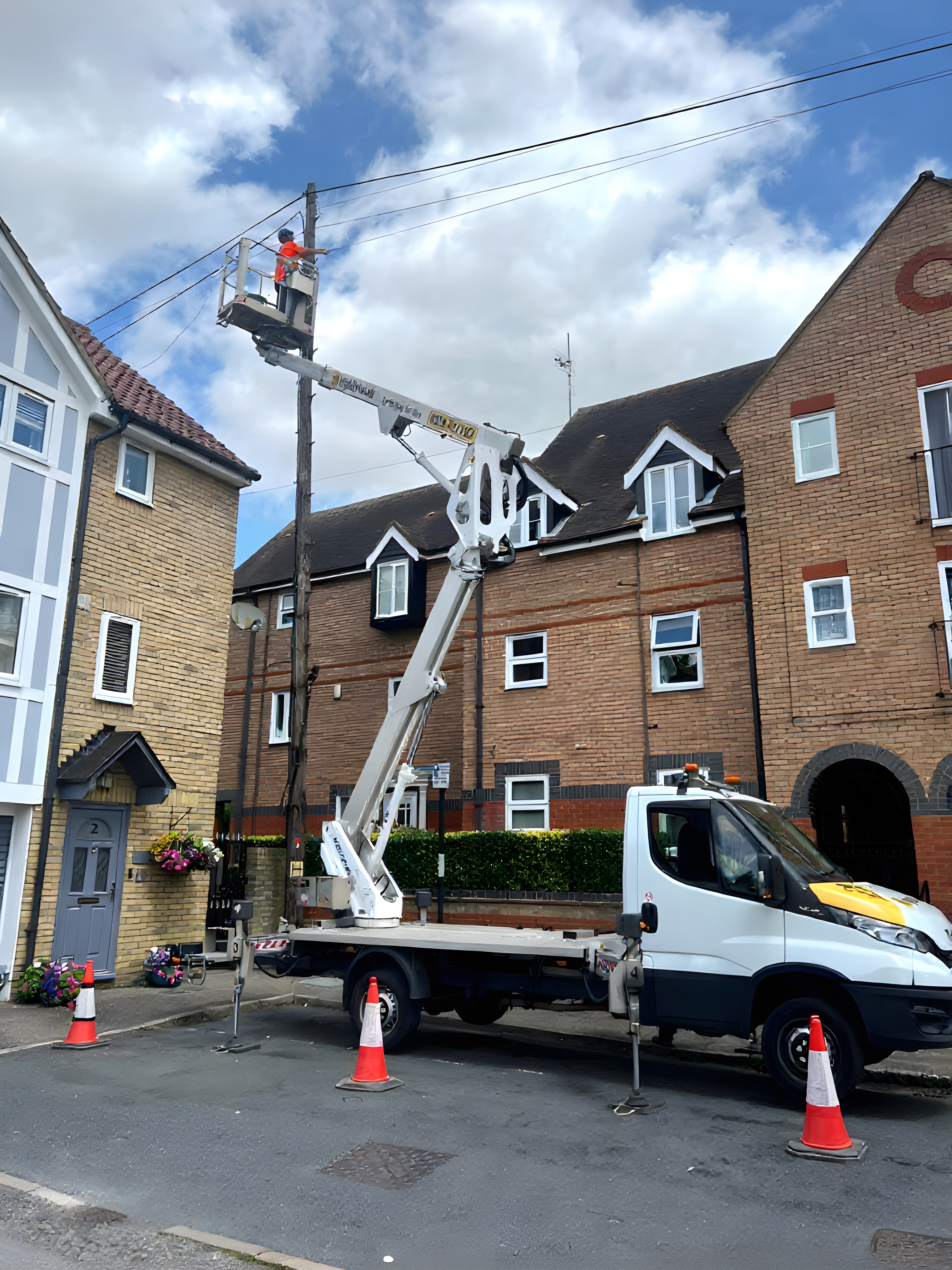 Multitel HX 200 full height